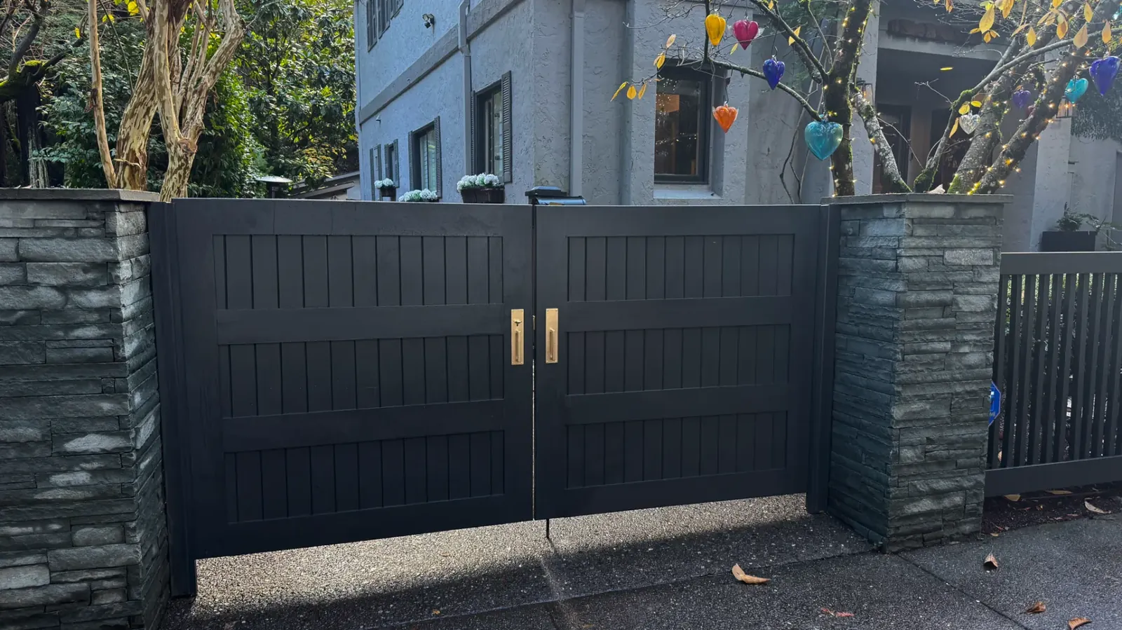 Handcrafted Luxury Driveway Gates by Heartwood Gates